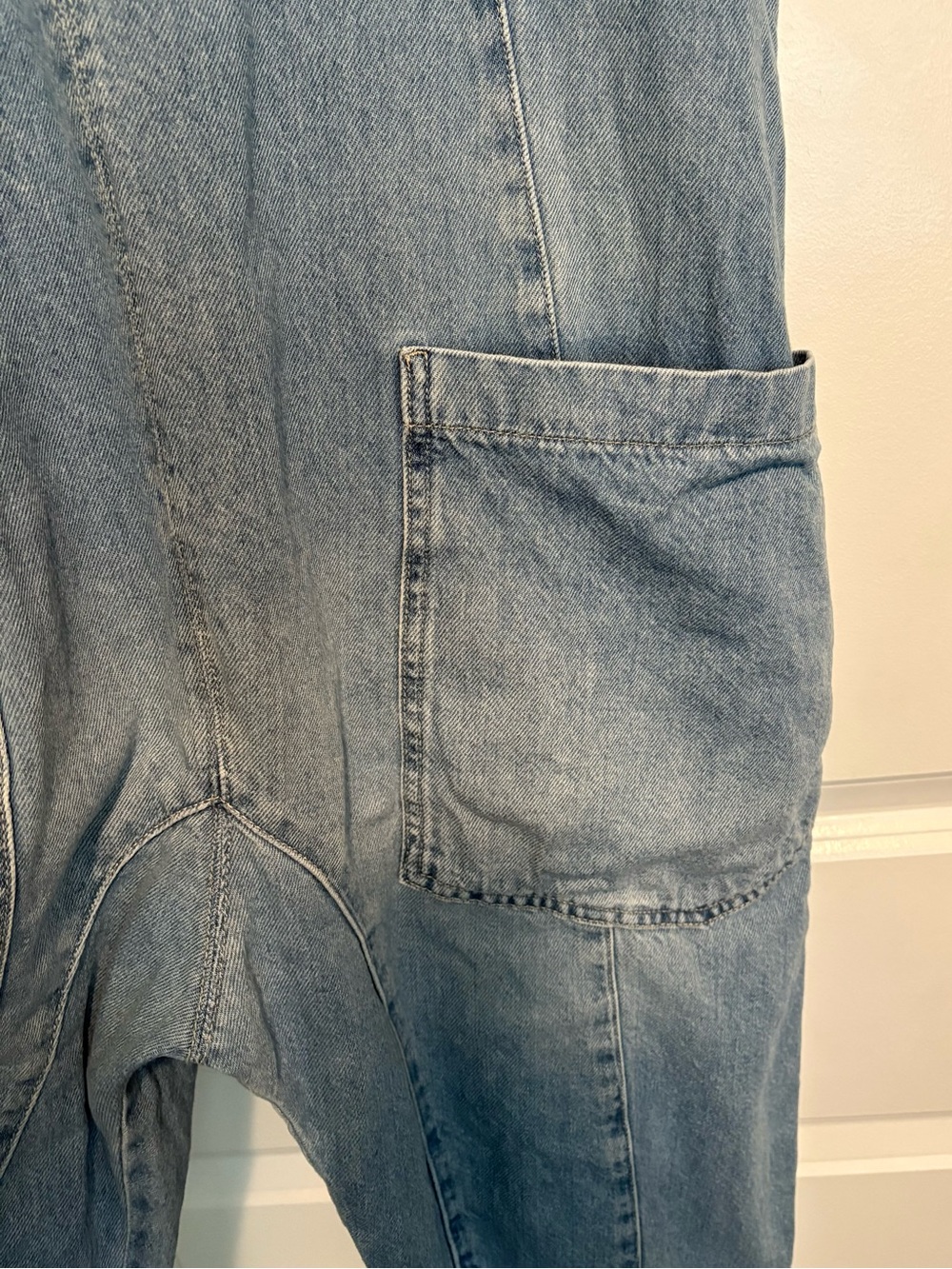 FREE PEOPLE-WE THE FREE-DENIM OVERALLS - Picture 5 of 8